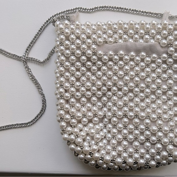 4735 Zara Beaded Pearl Mini Bucket Bag Women’s Size S - Picture 2 of 4